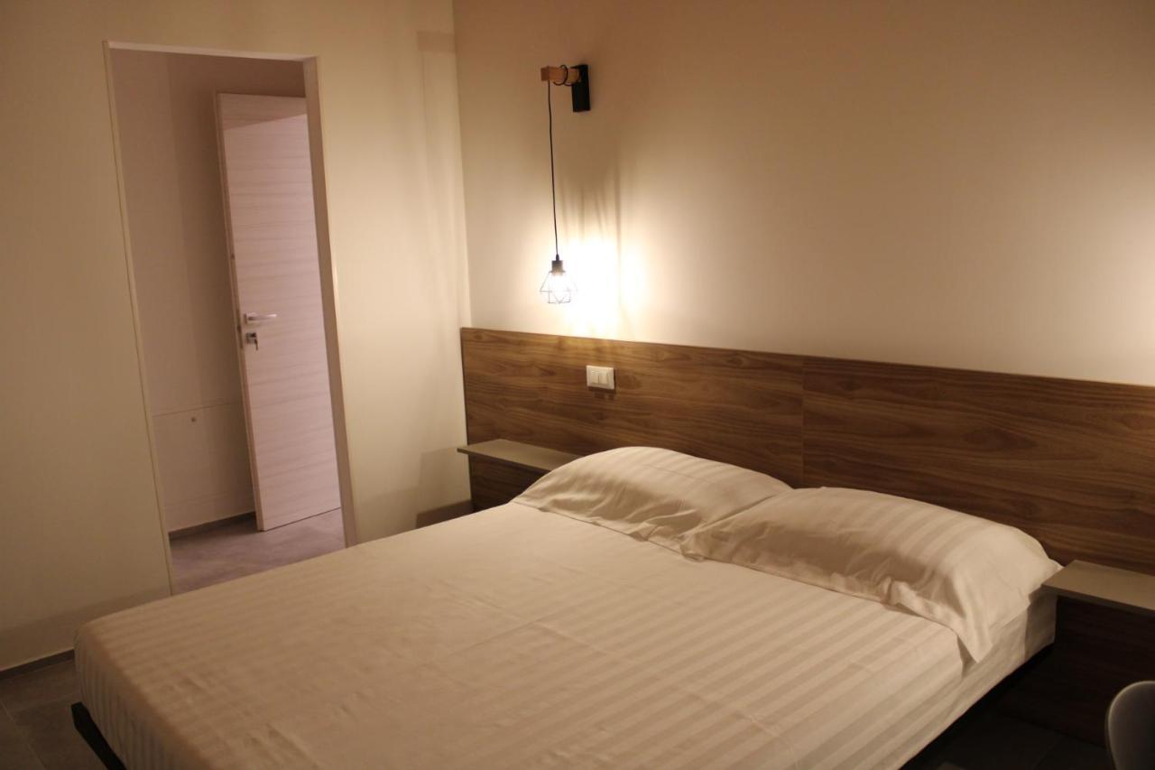 Suite 783 Bed And Breakfast Porto SantʼElpidio Exterior foto